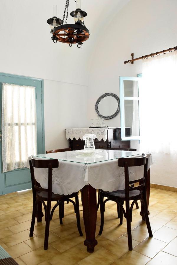Authentic Santorinian Home Experience Fira  Esterno foto